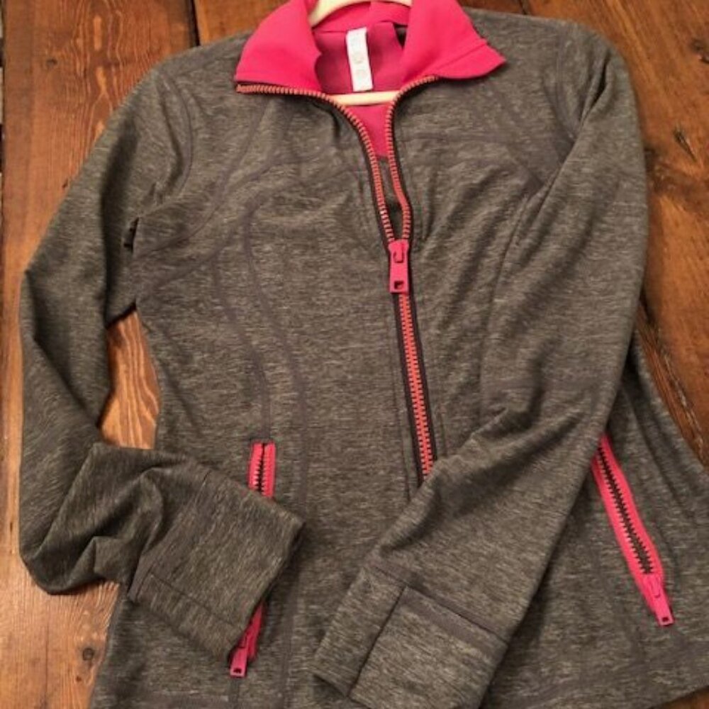 Lululemon Define Jacket Grey with Hot pink trim